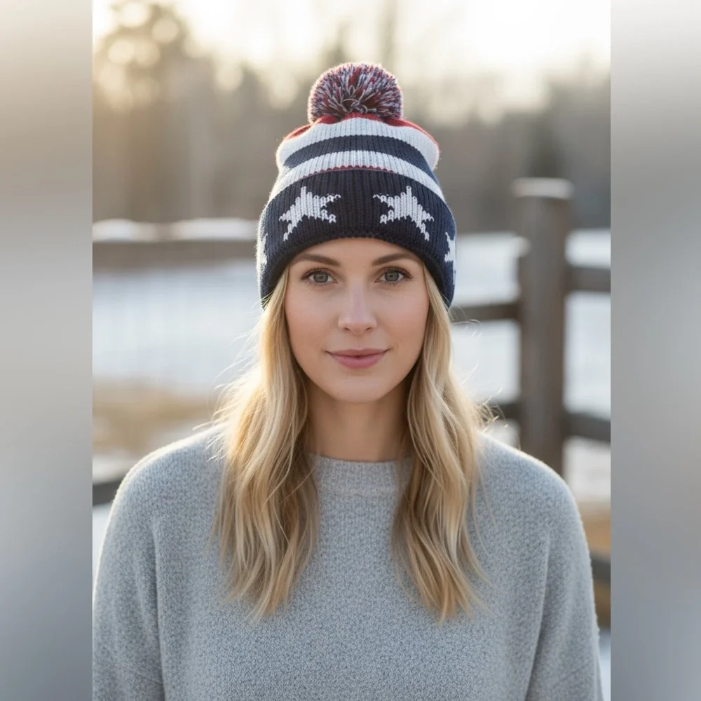 NWT Modena New York Striped Star PomPom Beanie